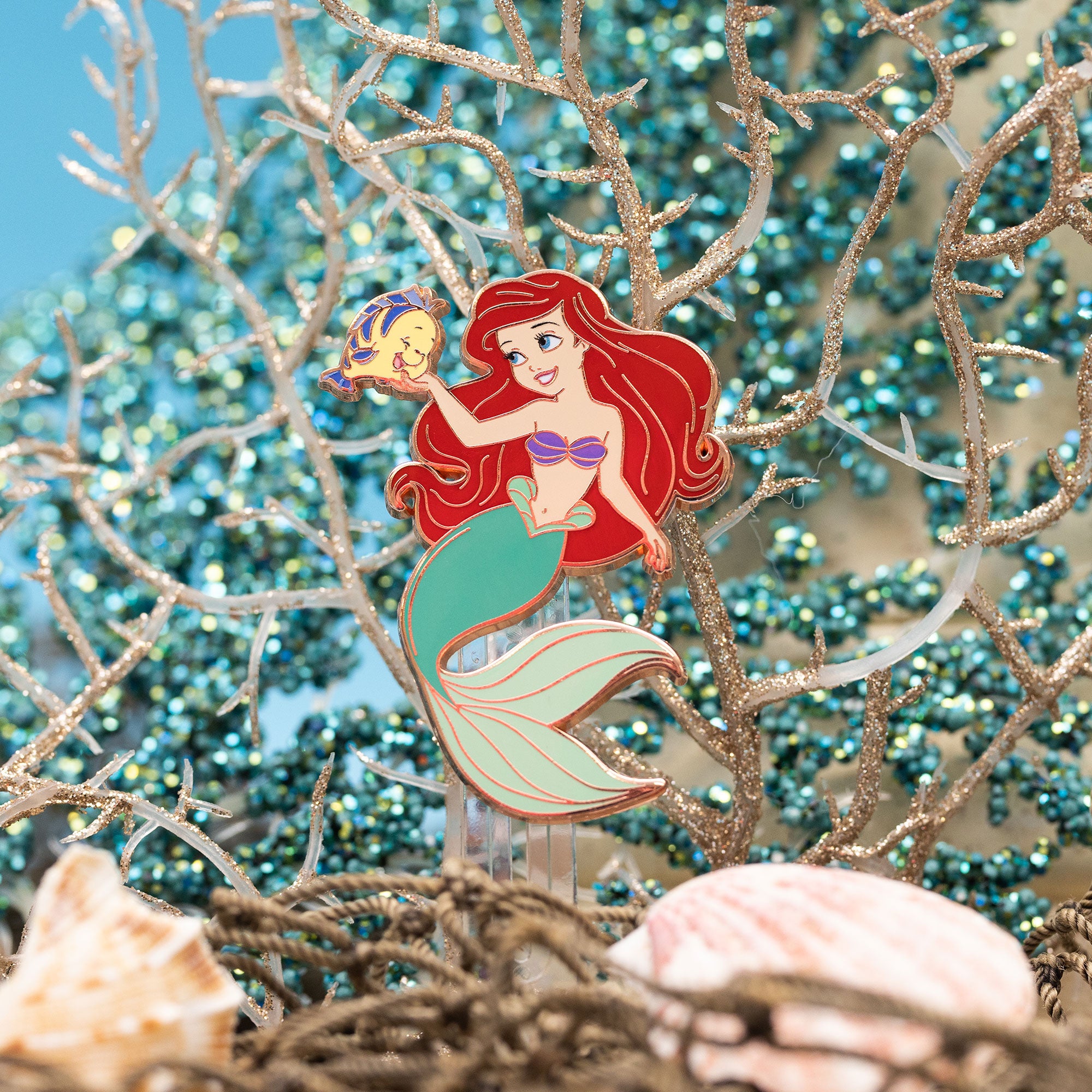 Disney Princess and Sidekicks Series Ariel and Flounder 2.25" Special Edition 1000 Pin - NEW RELEASE