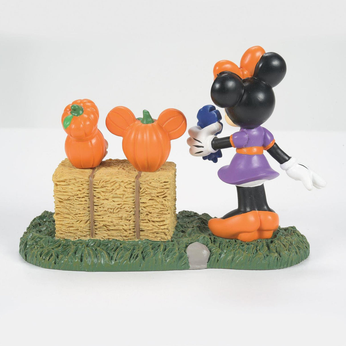 Department 56 - Disney "Minnie Picks A Winner" Figurine